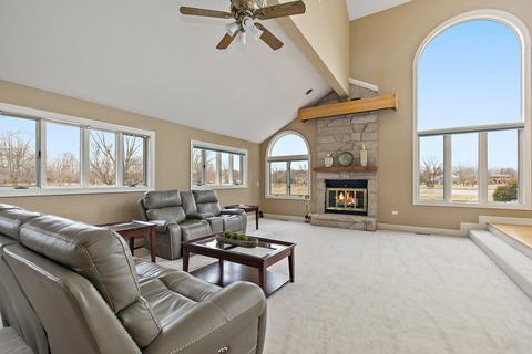 741 Braintree Ln, Bartlett, IL 60103 photo 22