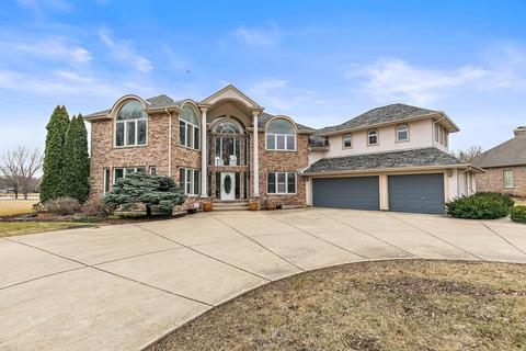 741 Braintree Ln, Bartlett, IL 60103 photo 6