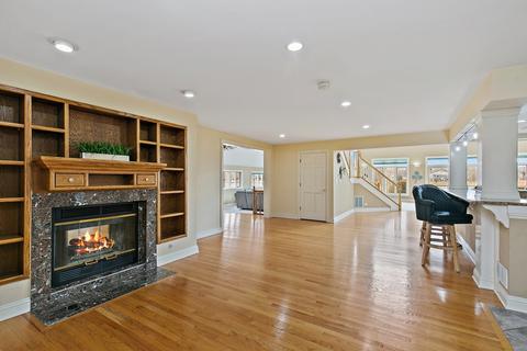 741 Braintree Ln, Bartlett, IL 60103 photo 28