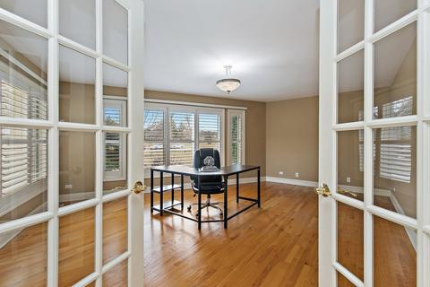 741 Braintree Ln, Bartlett, IL 60103 photo 9