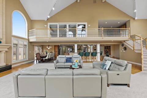 741 Braintree Ln, Bartlett, IL 60103 photo 21