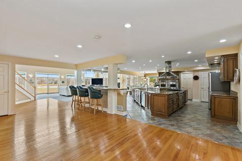 741 Braintree Ln, Bartlett, IL 60103 photo 29