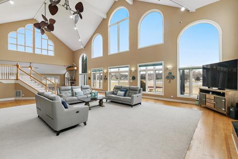741 Braintree Ln, Bartlett, IL 60103 photo 18