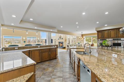 741 Braintree Ln, Bartlett, IL 60103 photo 33