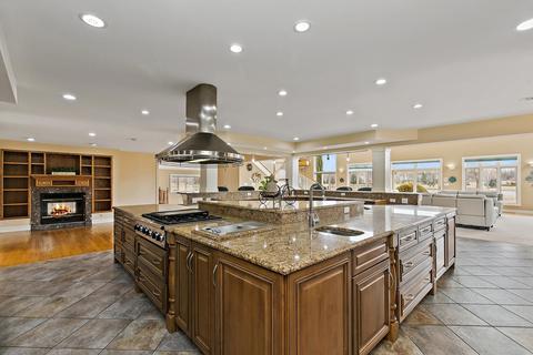 741 Braintree Ln, Bartlett, IL 60103 photo 31