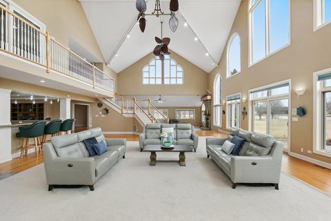 741 Braintree Ln, Bartlett, IL 60103 photo 19