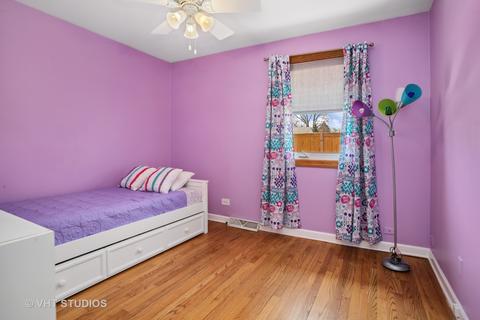 2703 Eisenhower Dr, Des Plaines, IL 60018 photo 13