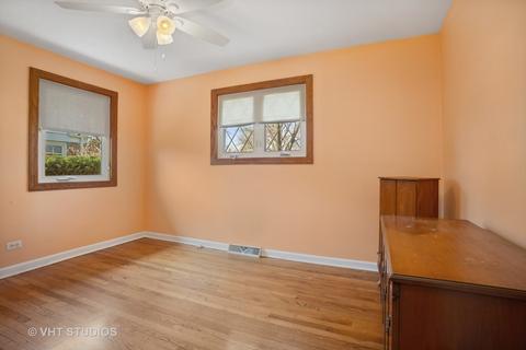 2703 Eisenhower Dr, Des Plaines, IL 60018 photo 14