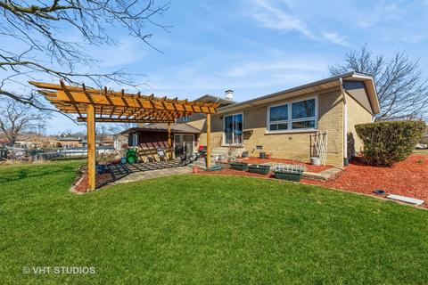 15416 Pine Dr, Oak Forest, IL 60452 photo 2
