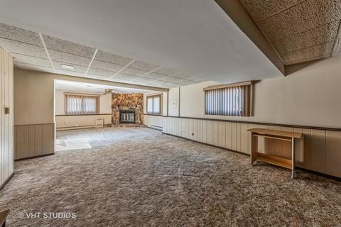 15416 Pine Dr, Oak Forest, IL 60452 photo 11