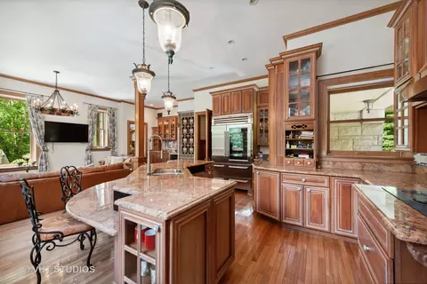 1101 Forest Ave, Evanston, IL 60202 photo 18