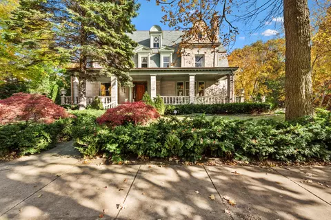 1101 Forest Ave, Evanston, IL 60202