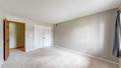 2 S680 Cree Ln, Wheaton, IL 60189 photo 14