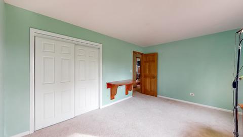 2 S680 Cree Ln, Wheaton, IL 60189 photo 16