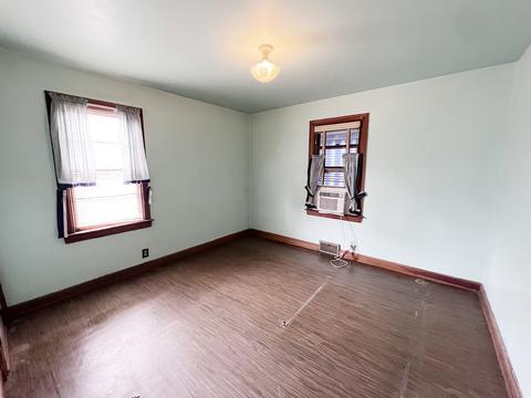 627 Illinois Ave, Elgin, IL 60120 photo 6