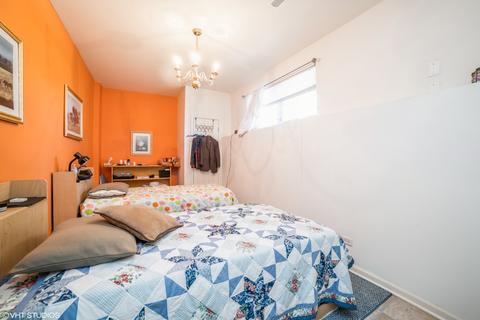 3047 Marion St, Elgin, IL 60124 photo 8