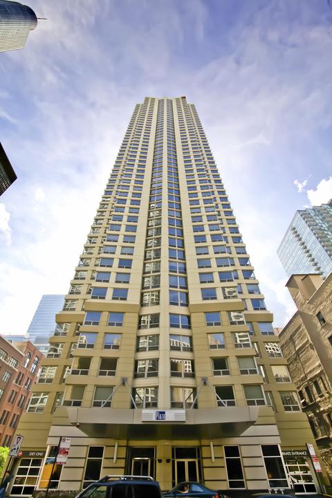 440 N Wabash Ave #4409, Chicago, IL 60611