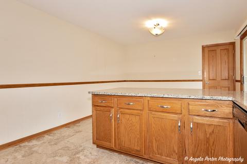 1008 Hampton Ct, Mchenry, IL 60050 photo 12