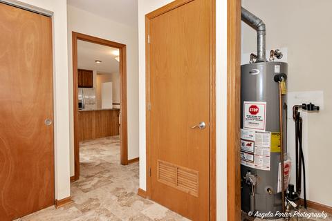 1008 Hampton Ct, Mchenry, IL 60050 photo 20