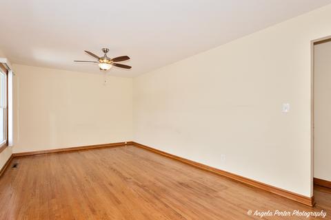 1008 Hampton Ct, Mchenry, IL 60050 photo 6
