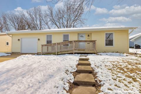 1008 Hampton Ct, Mchenry, IL 60050 photo 2
