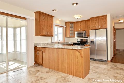 1008 Hampton Ct, Mchenry, IL 60050 photo 10