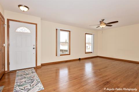 1008 Hampton Ct, Mchenry, IL 60050 photo 4