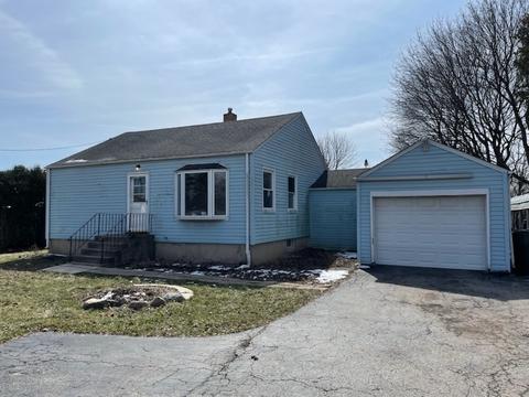 38 W715 Plank Rd, Elgin, IL 60124 photo 1