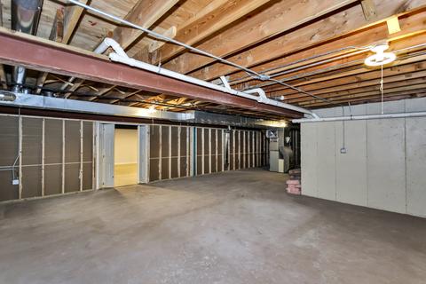 1198 Waltham Ln, Bartlett, IL 60103 photo 37