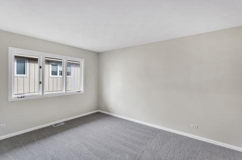1198 Waltham Ln, Bartlett, IL 60103 photo 27