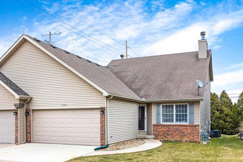 1644 Frontier Dr, Normal, IL 61761 photo 1