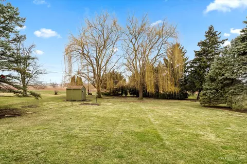 1031 Johnston Dr, Aurora, IL 60506 photo 16