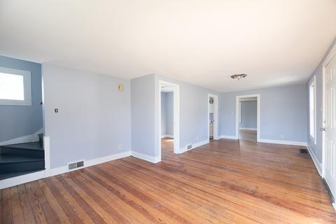 619 Simms St, Aurora, IL 60505 photo 6