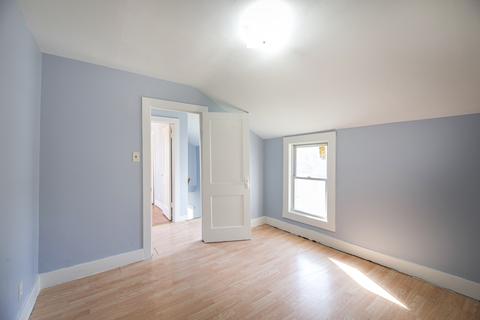 619 Simms St, Aurora, IL 60505 photo 11