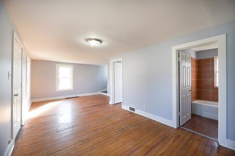 619 Simms St, Aurora, IL 60505 photo 7