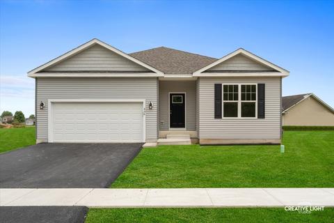 526 S Hahn Dr, Cortland, IL 60112
