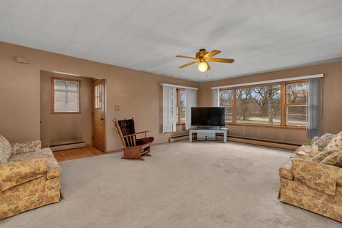 1835 E North St, Morris, IL 60450 photo 3