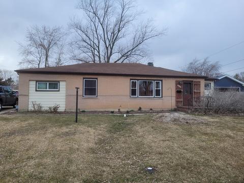 680 Ash Rd, Hoffman Estates, IL 60169 photo 1