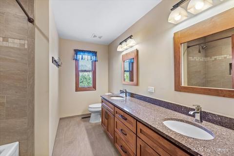 4 Crofton Ct, Cary, IL 60013 photo 21