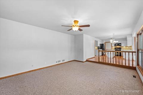 4 Crofton Ct, Cary, IL 60013 photo 14