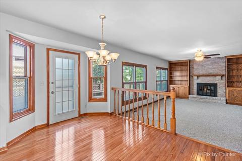 4 Crofton Ct, Cary, IL 60013 photo 11
