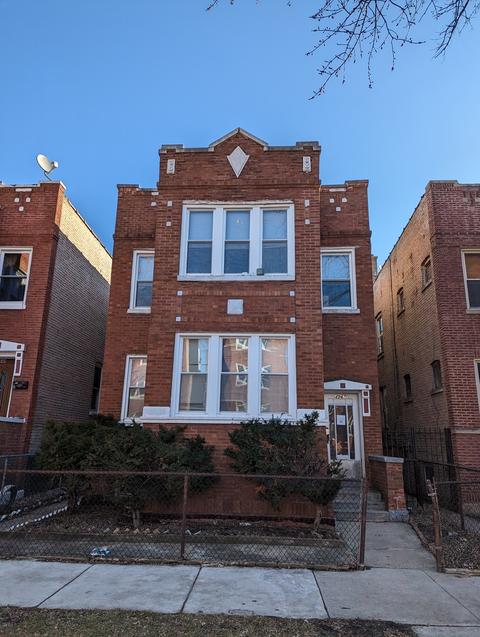 4947 N Troy St, Chicago, IL 60625