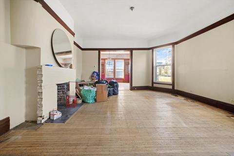 419 E 42nd St, Chicago, IL 60653 photo 24