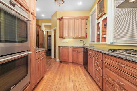 419 E 42nd St, Chicago, IL 60653 photo 13