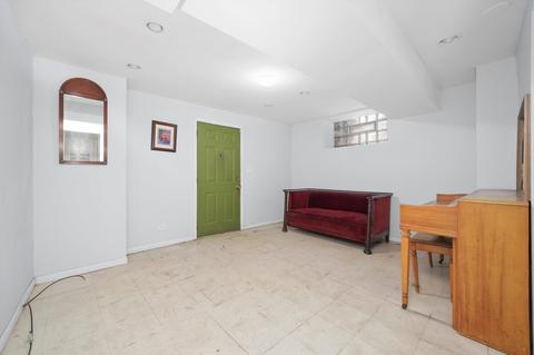 419 E 42nd St, Chicago, IL 60653 photo 11