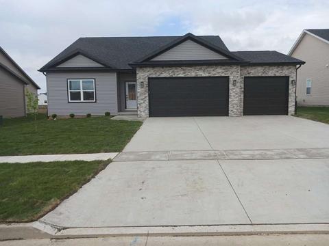 2405 Boulder Dr, Normal, IL 61761