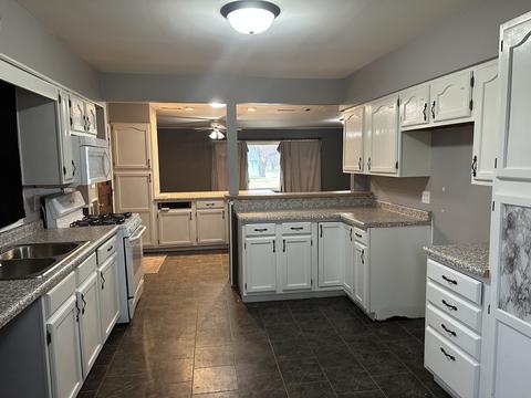 326 Meltzer Ave, Walnut, IL 61376 photo 6