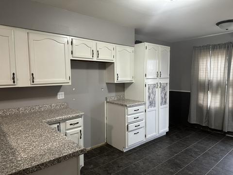 326 Meltzer Ave, Walnut, IL 61376 photo 9