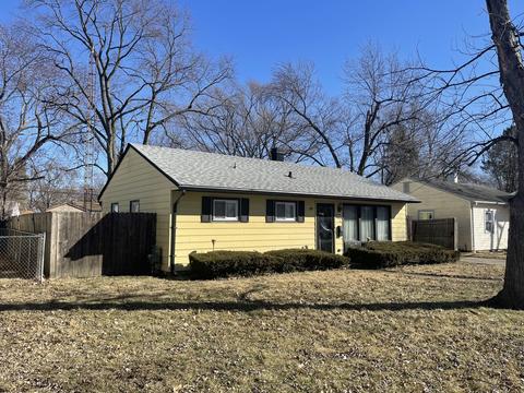 774 N Webster Cir E, Kankakee, IL 60901