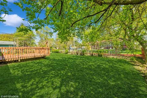 765 Ruth Dr, Elgin, IL 60123 photo 10